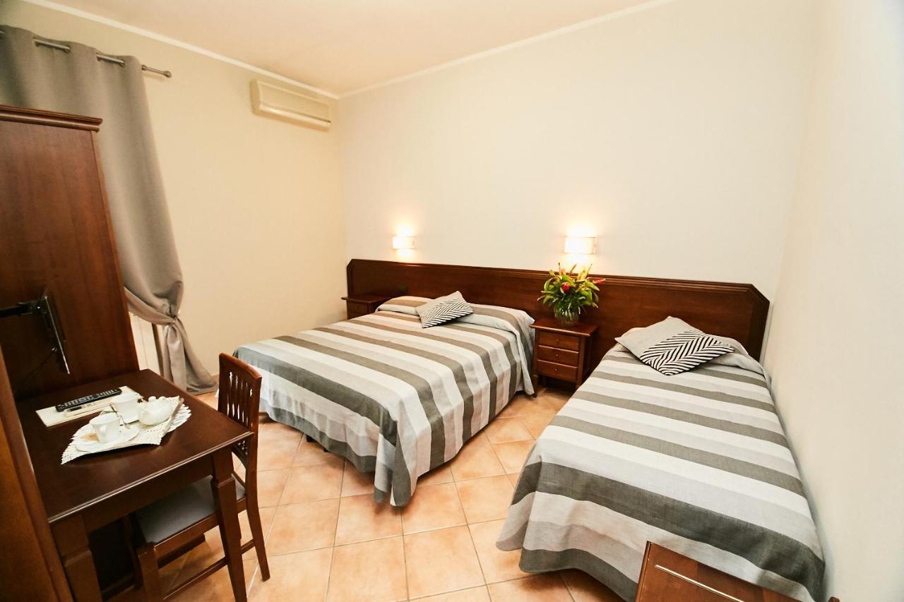Hotel Vulci Montalto di Castro Exterior photo