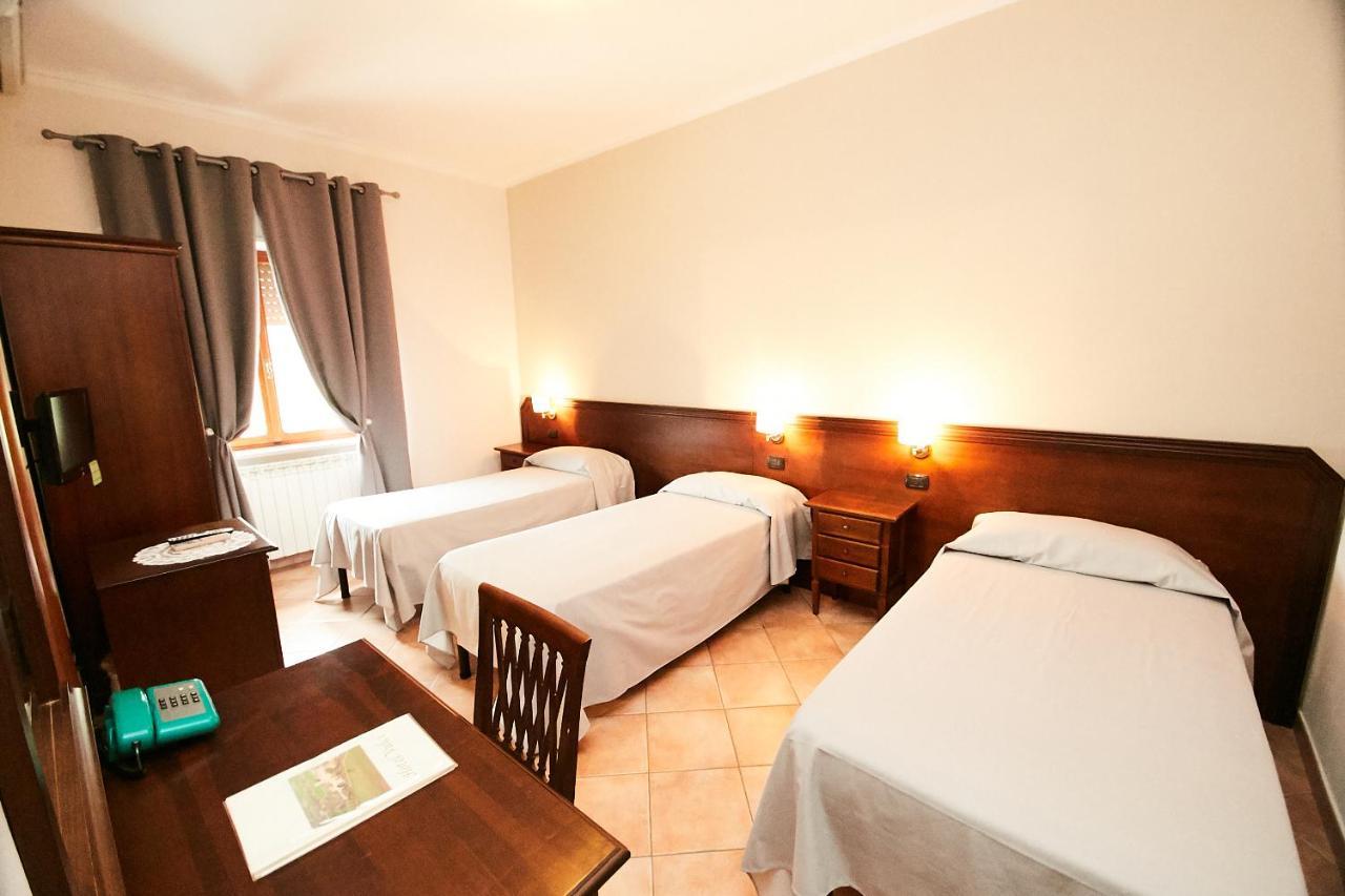 Hotel Vulci Montalto di Castro Exterior photo